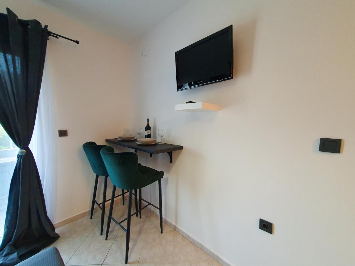 Apartments Mira Baska  Luaran gambar