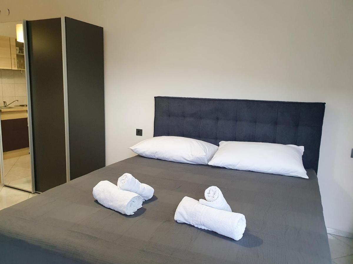 Apartments Mira Baska  Luaran gambar