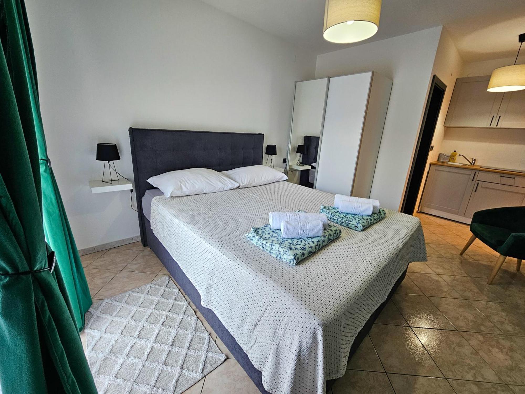 Apartments Mira Baska  Luaran gambar